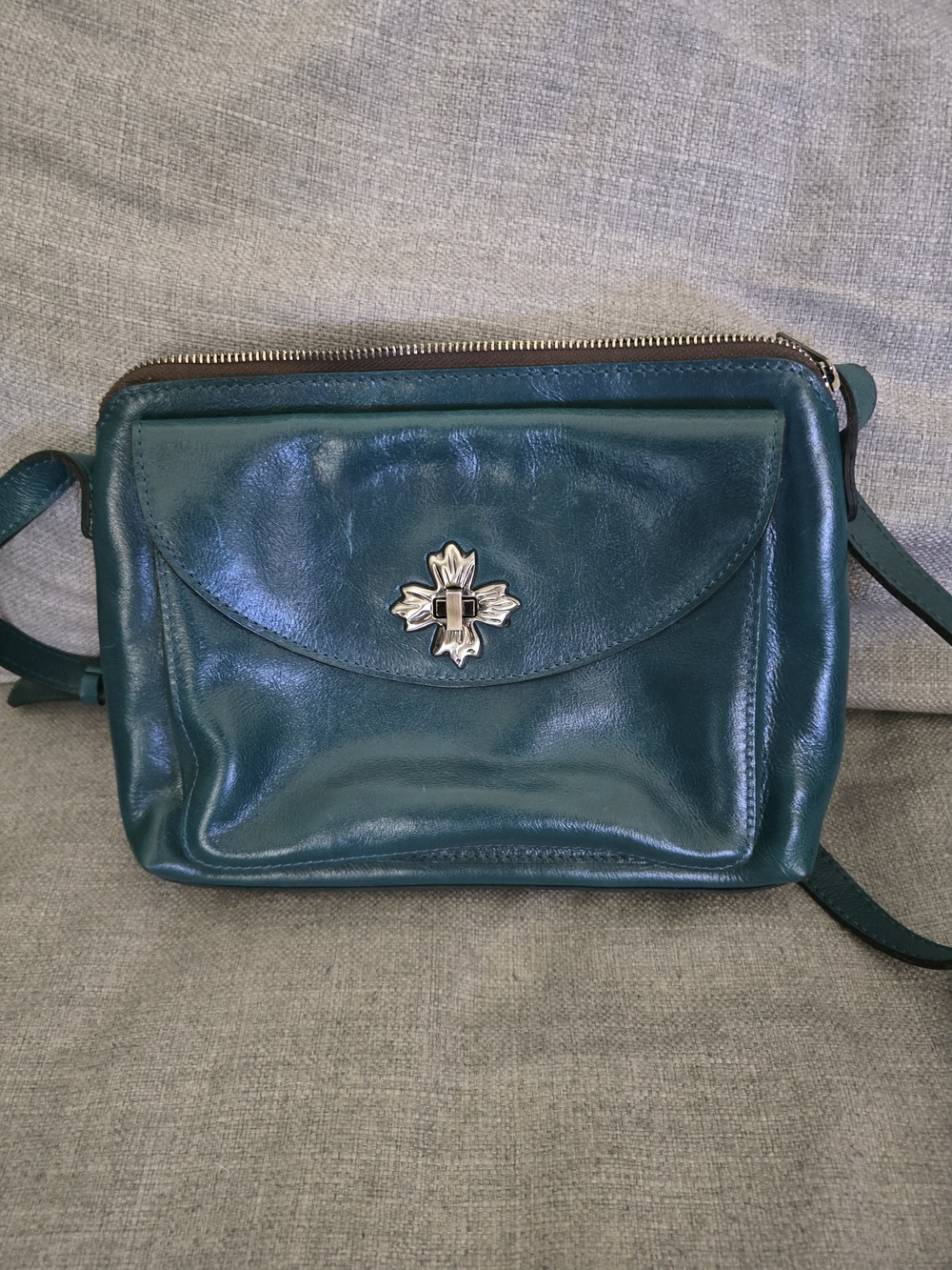 Patricia Nash Teal Leather Crossbody with Silver-Tone Medallion